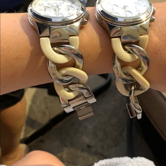 Michael Kors Bracelet Watch - Picture 3 of 3